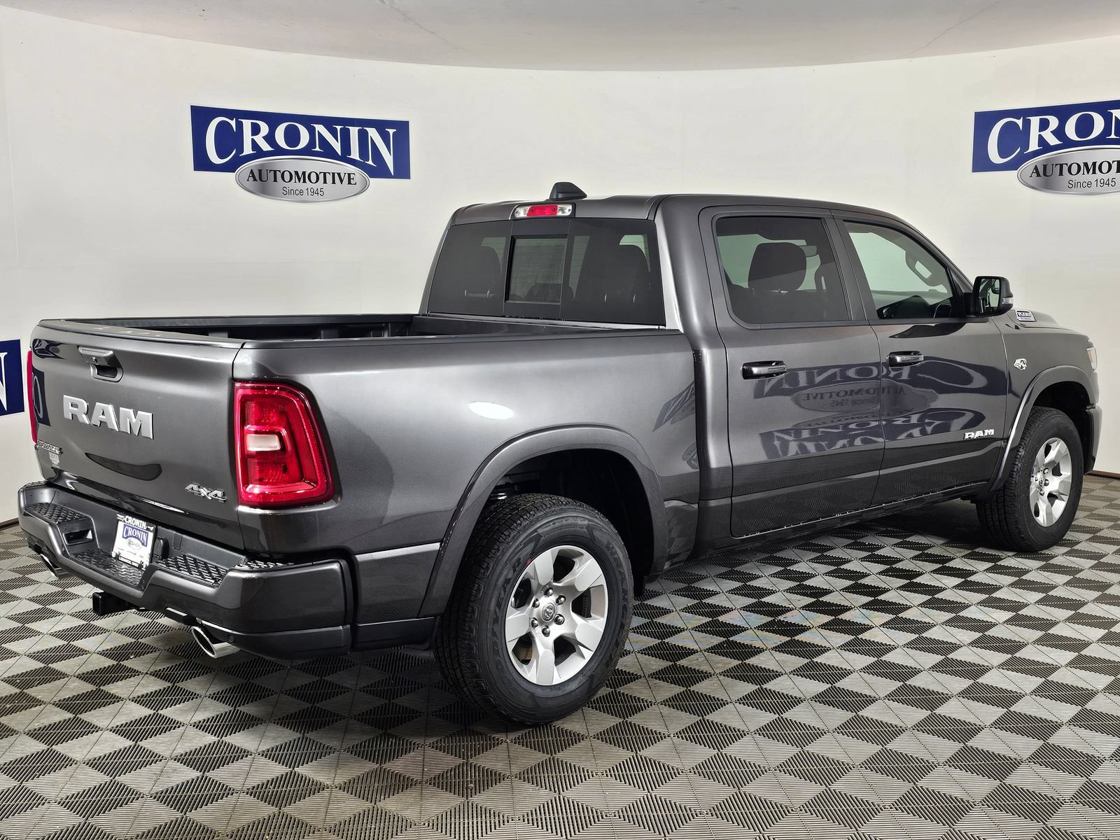 New 2026 RAM 1500 Big Horn AWD/4WD image 5