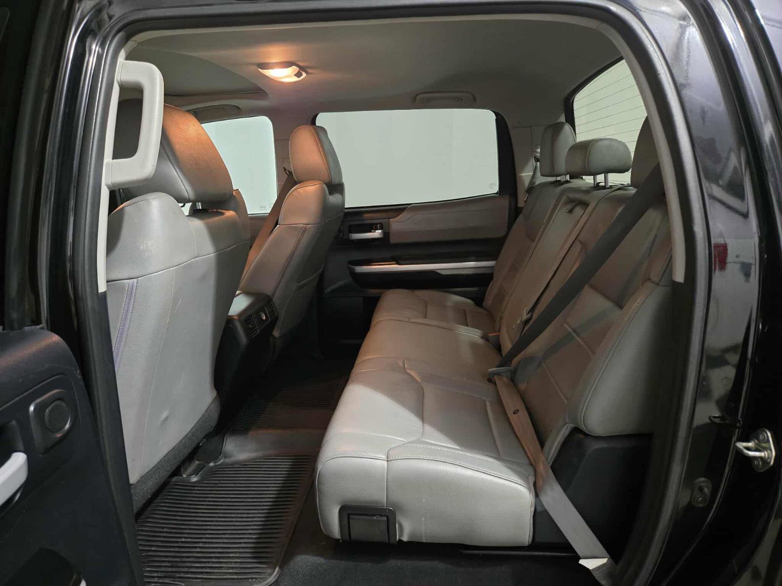 Used 2014 Toyota Tundra Limited w/ Limited Premium Package image 15