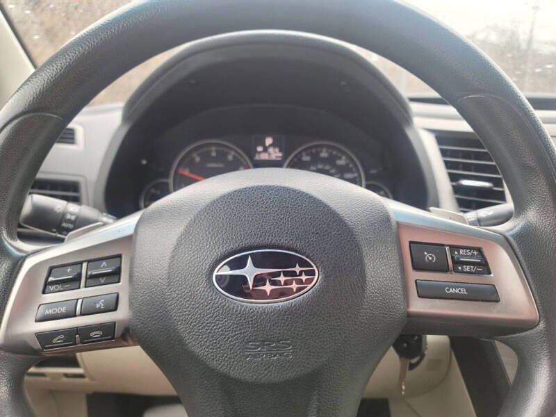 Used 2014 Subaru Outback 2.5i w/ Alloy Wheel Package image 16