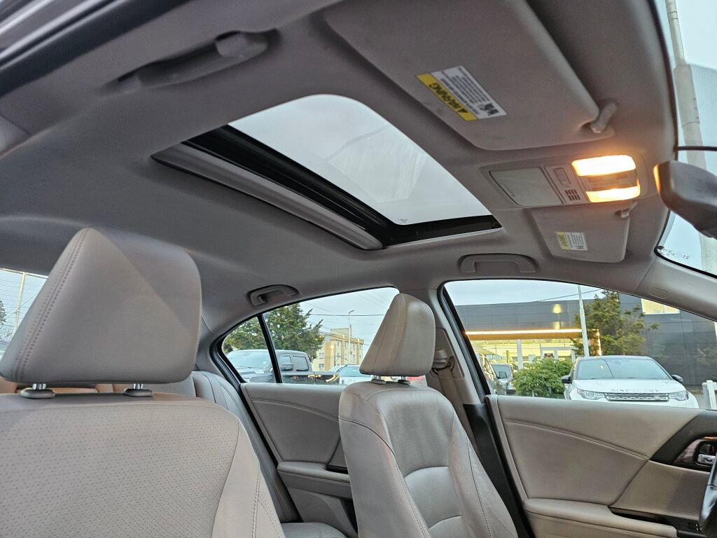 Used 2016 Honda Accord EX-L image 11