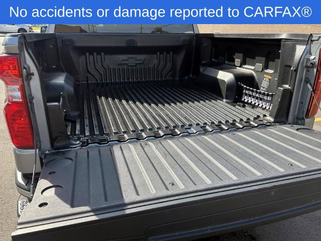 Used 2025 Chevrolet Silverado 1500 LT AWD/4WD image 13