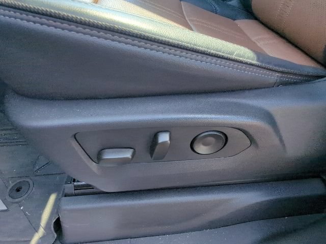 Used 2026 Chevrolet Silverado 1500 High Country AWD/4WD image 12