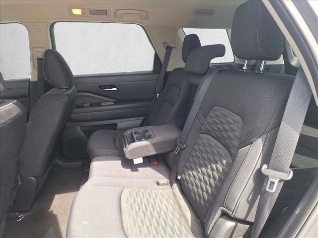 Used 2022 Nissan Pathfinder SV w/ SV Black Package FWD image 15
