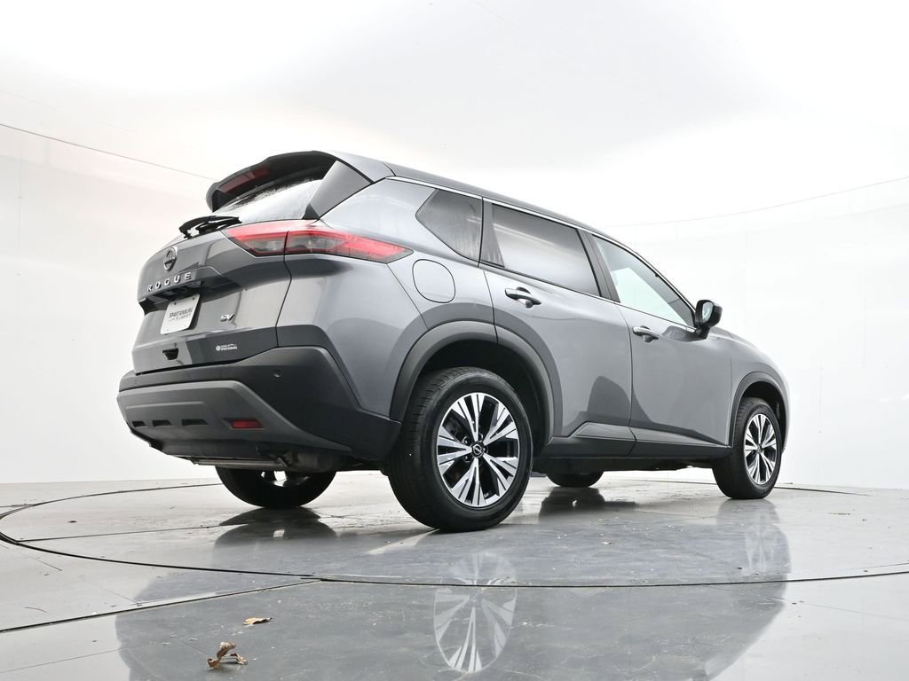 Used 2023 Nissan Rogue SV image 35