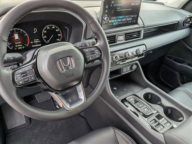 New 2025 Honda Pilot EX-L image 3