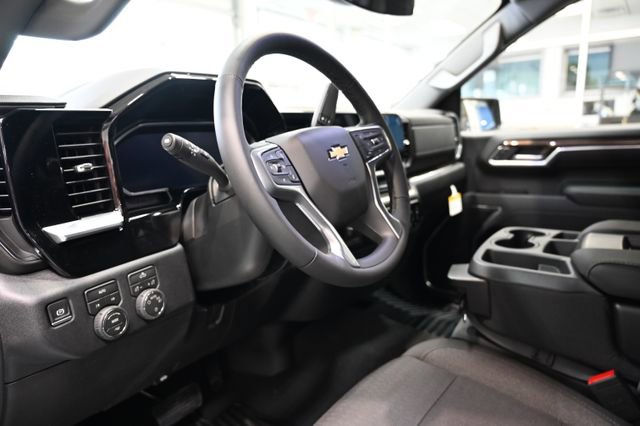 New 2026 Chevrolet Silverado 1500 LT AWD/4WD image 19