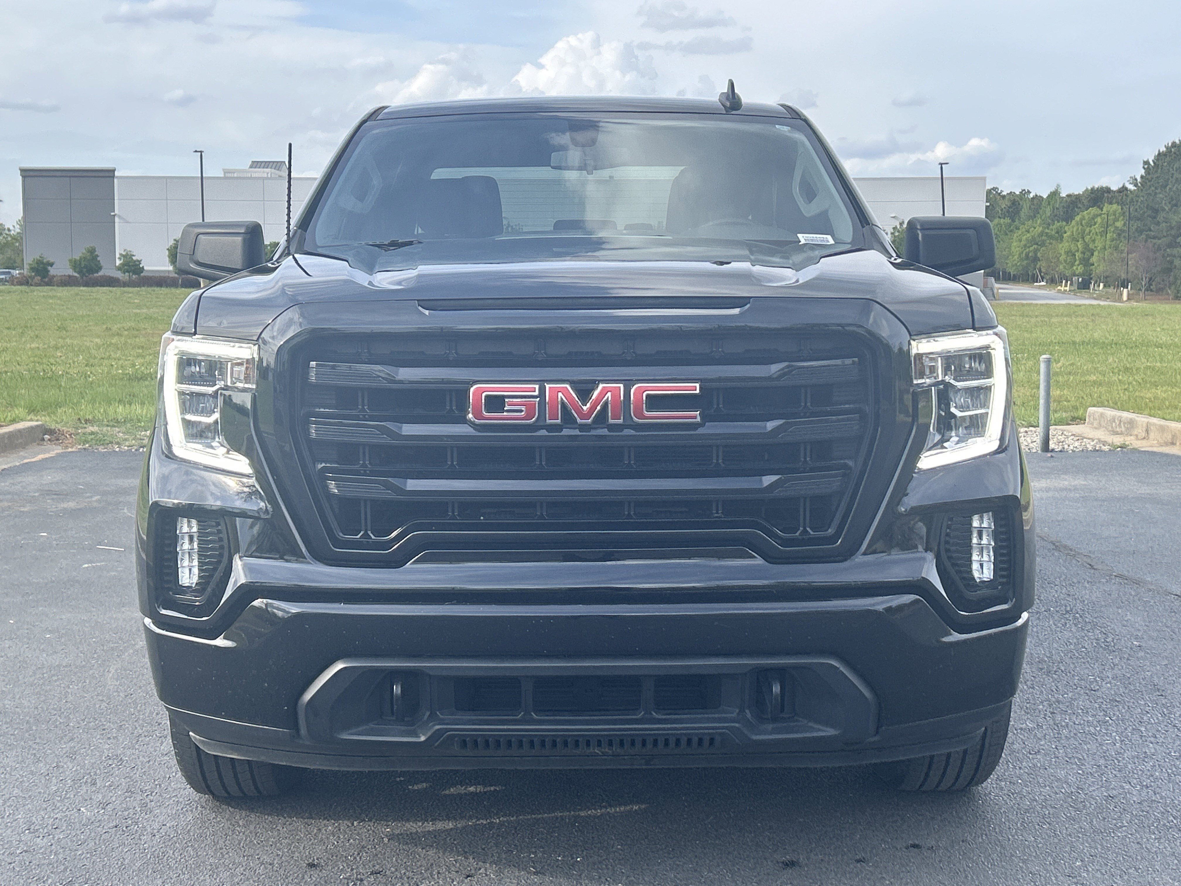 Used 2021 GMC Sierra 1500 Elevation image 3