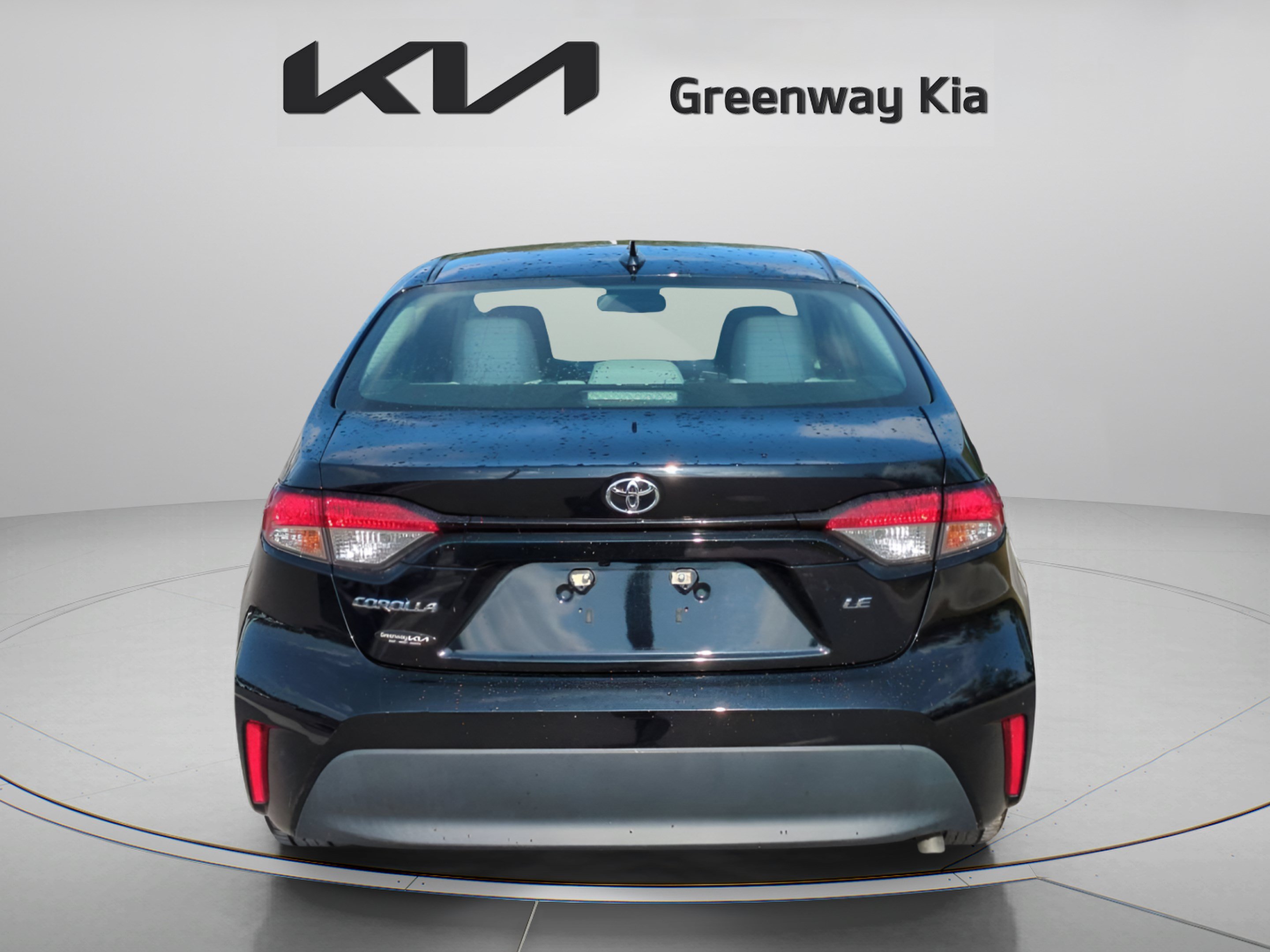 Used 2024 Toyota Corolla LE FWD image 8