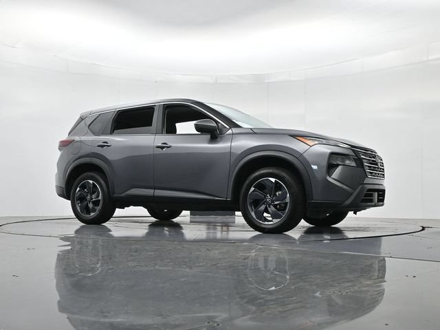 Used 2024 Nissan Rogue SV AWD/4WD image 34