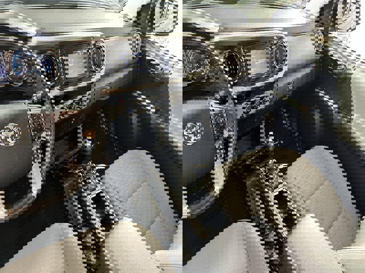 Used 2018 Toyota Tacoma SR5 image 23