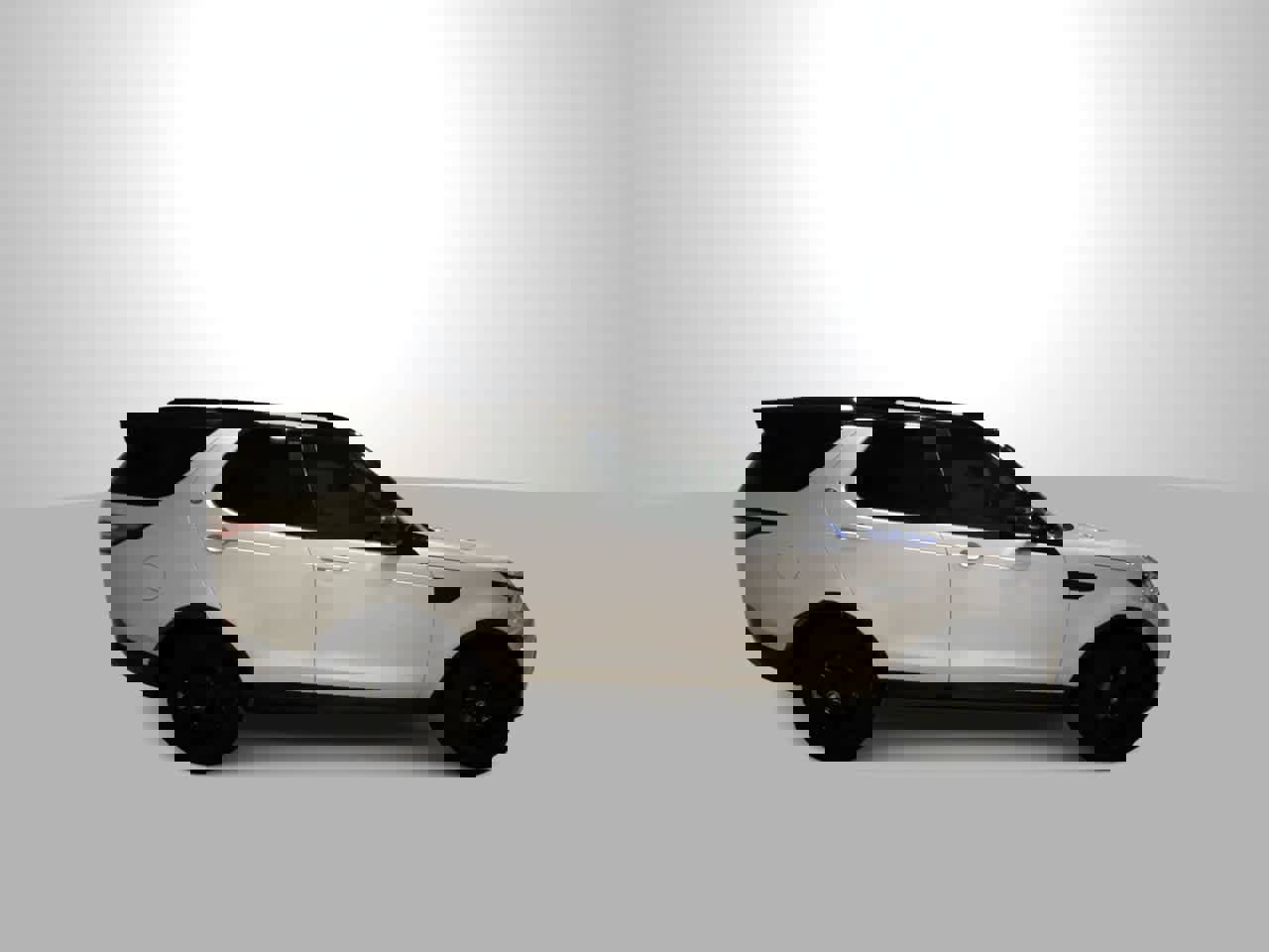 Used 2020 Land Rover Discovery HSE image 9