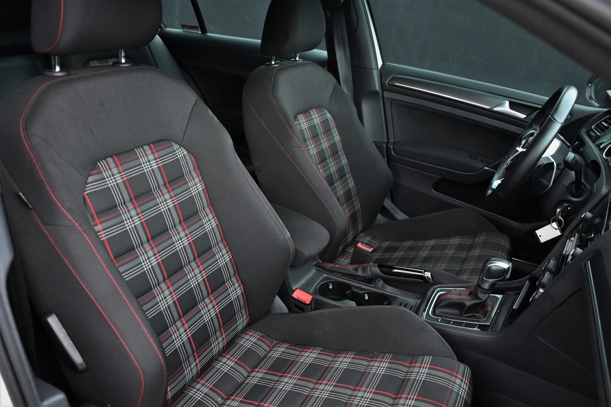 Used 2020 Volkswagen GTI S FWD image 15