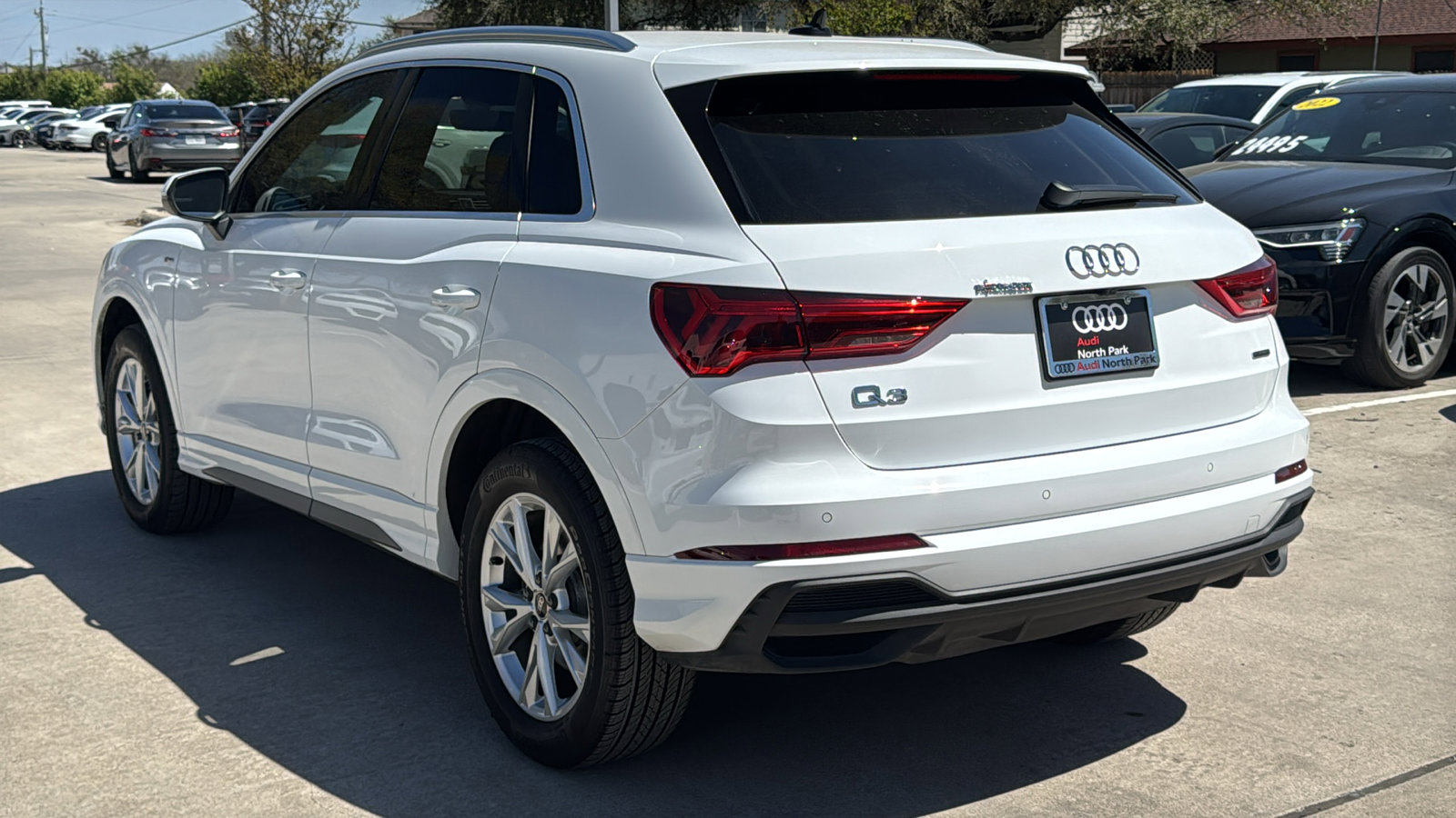 Used 2025 Audi Q3 2.0T Premium Plus w/ Premium Plus Package image 5