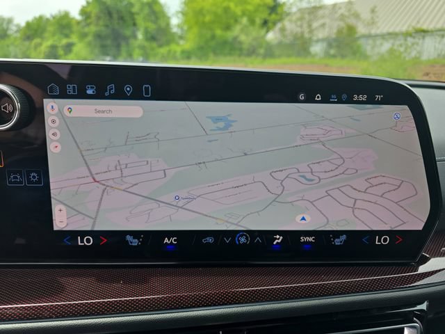 New 2026 Chevrolet Traverse Z71 w/ Enhanced Driving Package AWD/4WD image 26
