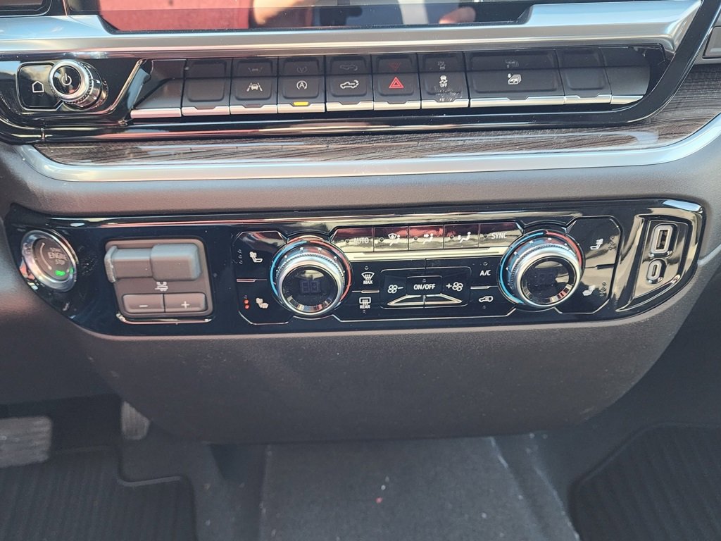 New 2026 GMC Sierra 1500 Elevation image 29