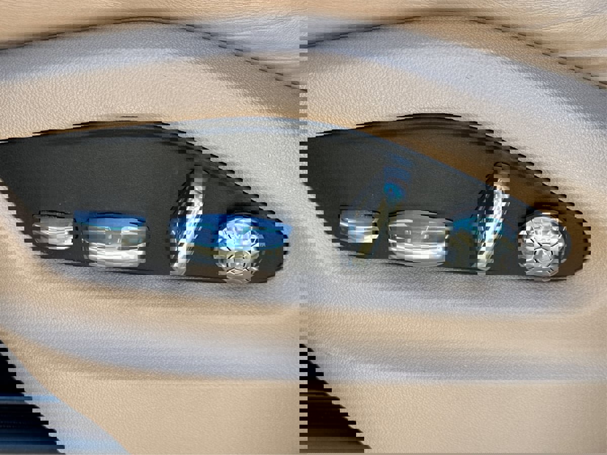 Used 2020 Porsche Cayenne image 36