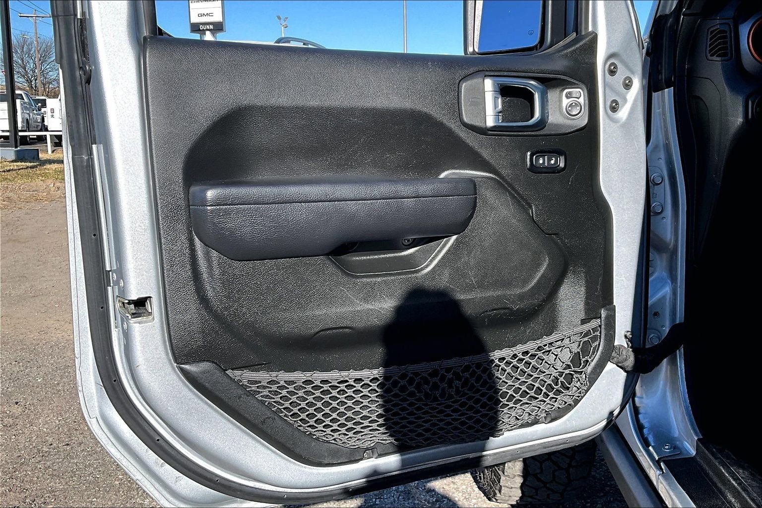 Used 2022 Jeep Gladiator Mojave w/ Trailer Tow Package image 17