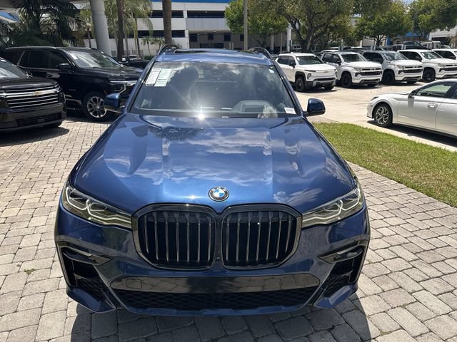 Used 2021 BMW X7 xDrive40i w/ M Sport Package AWD/4WD image 15