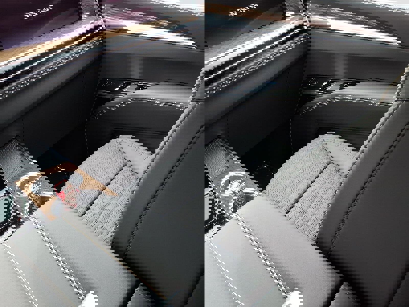 New 2026 Cadillac Escalade ESV Platinum Sport w/ LPO, Floor Liner Package image 10