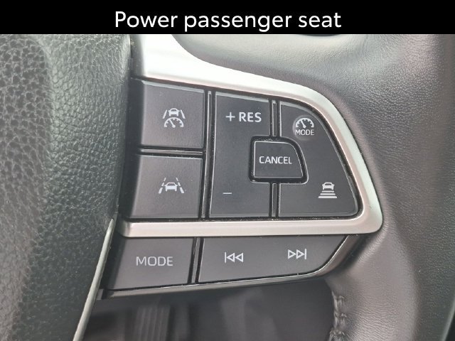 Used 2025 Toyota Grand Highlander AWD image 18