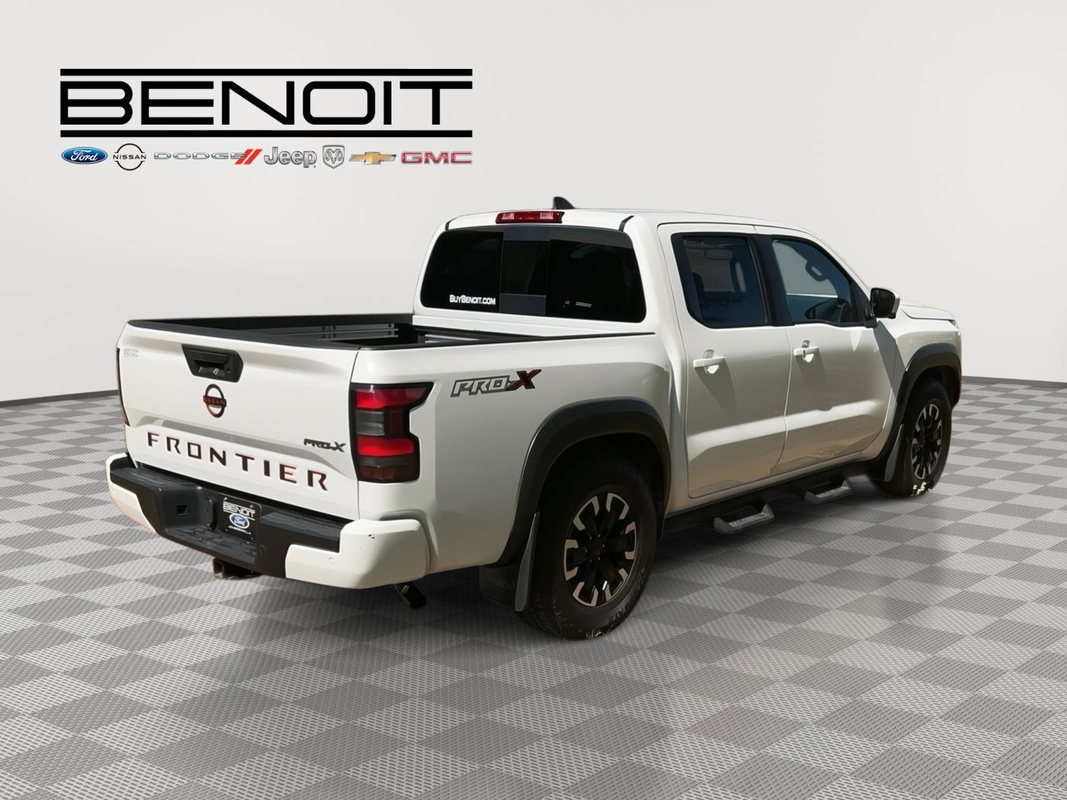 Used 2023 Nissan Frontier Pro-X w/ Pro Convenience Package image 5