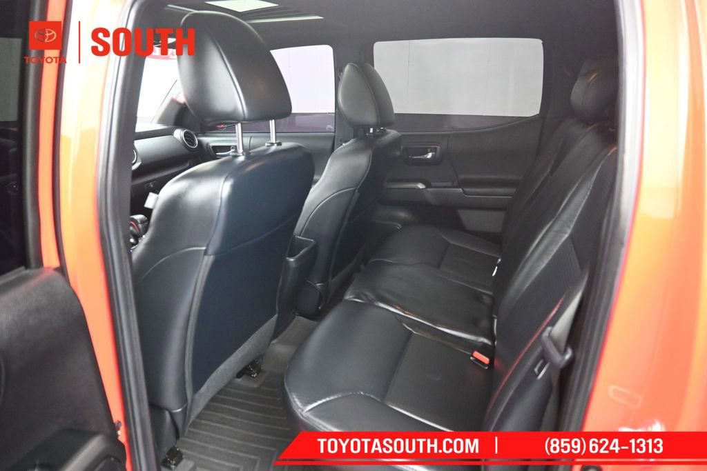 Used 2023 Toyota Tacoma TRD Pro AWD/4WD image 10