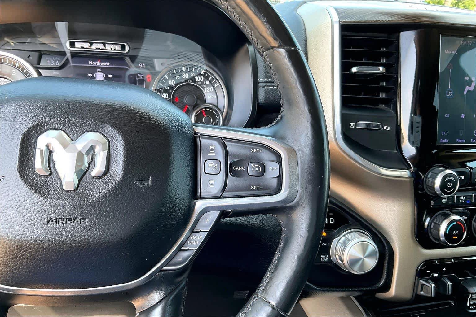 Used 2019 RAM 1500 Laramie AWD/4WD image 24