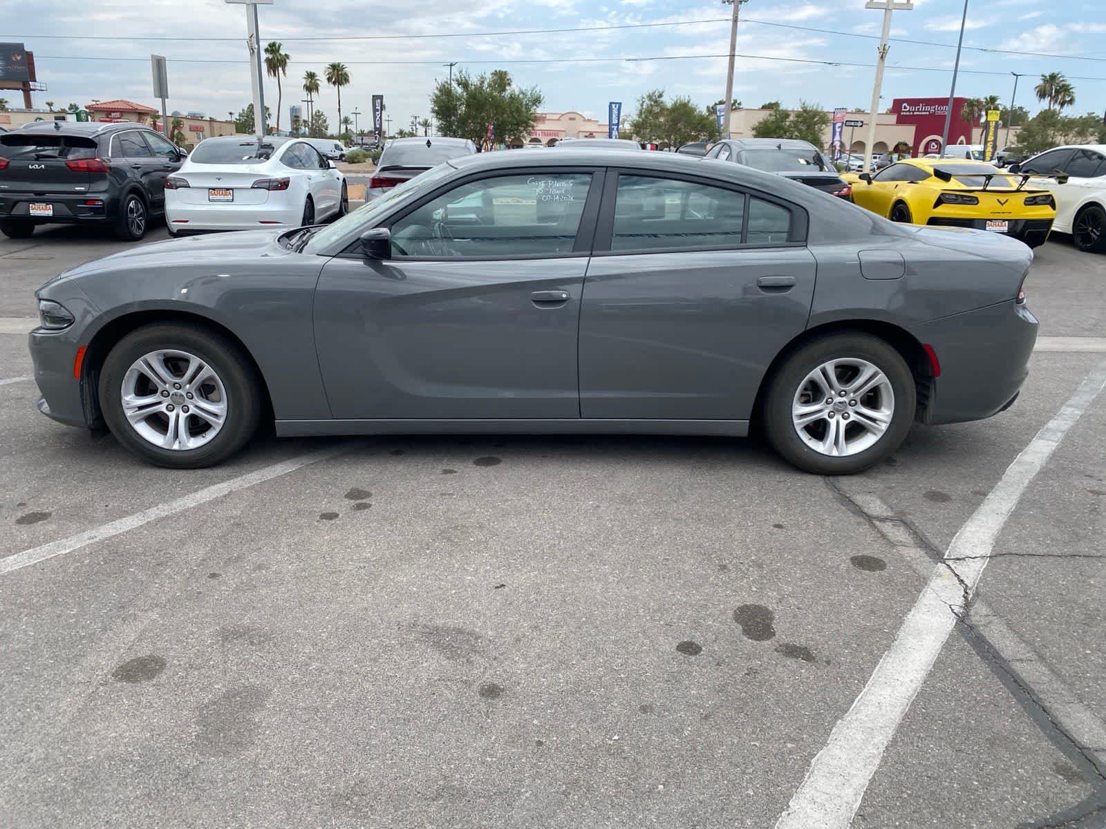 Used 2023 Dodge Charger SXT RWD image 10