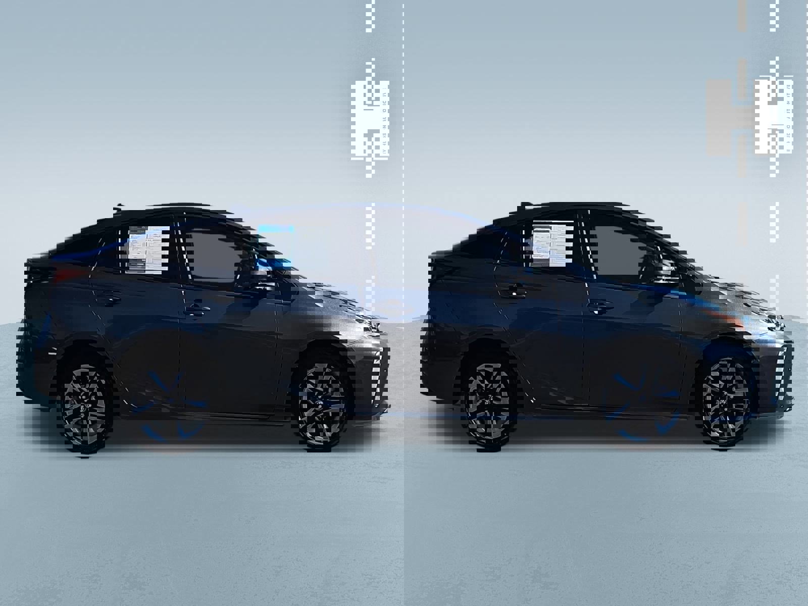 Used 2022 Toyota Prius Limited image 2