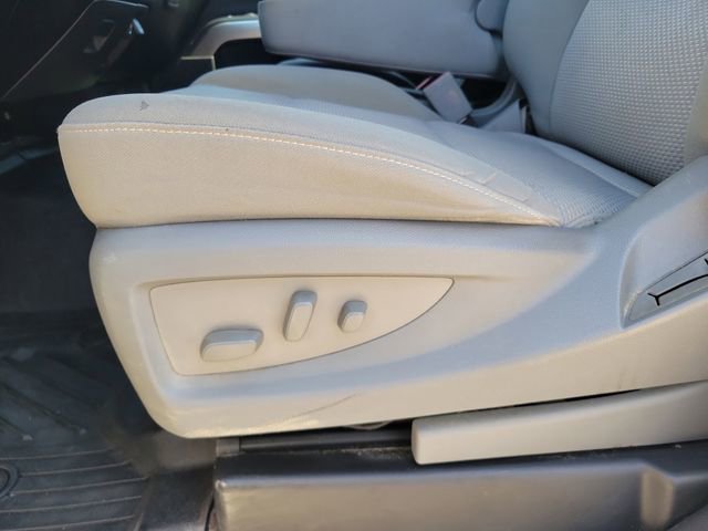 Used 2018 Chevrolet Silverado 1500 LT w/ Texas Edition RWD image 22
