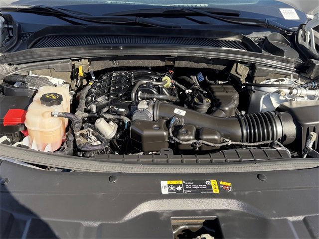 Used 2023 Jeep Grand Cherokee L Laredo image 27