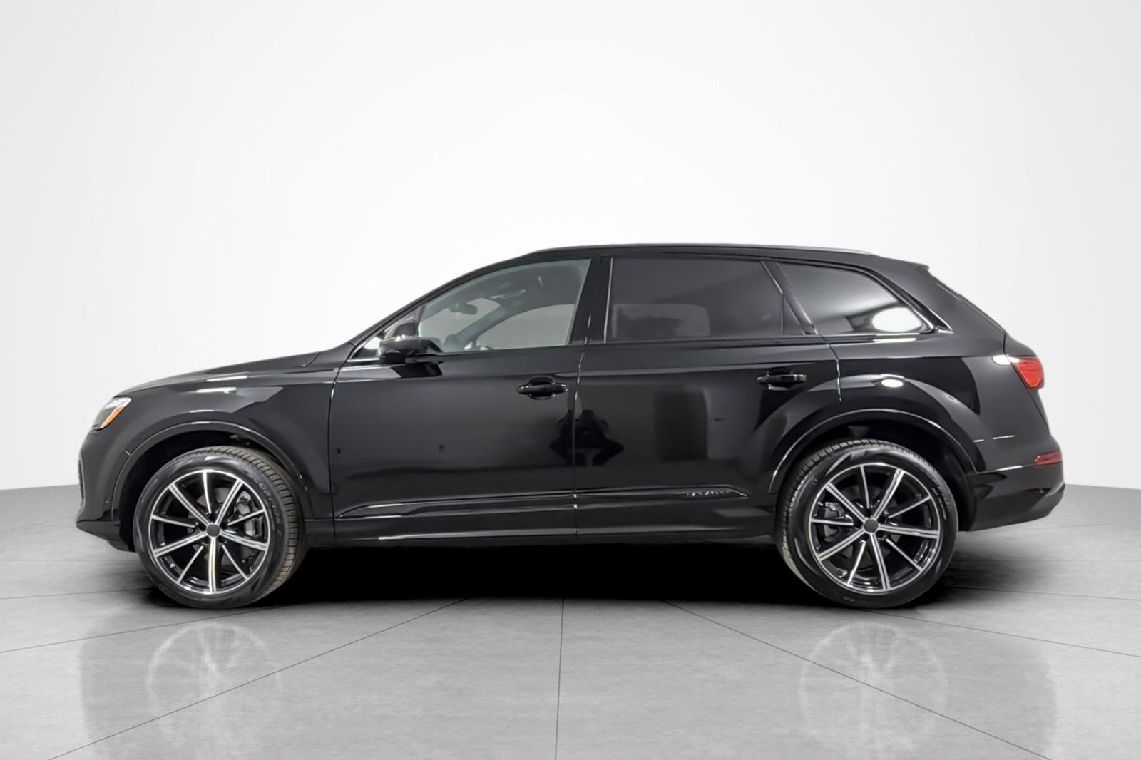 New 2026 Audi Q7 2.0T Premium Plus AWD/4WD image 3