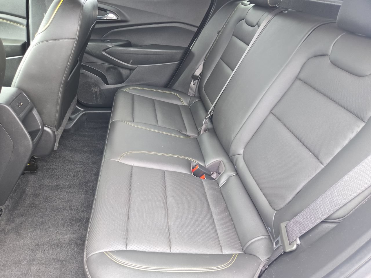 Used 2024 Chevrolet Trax ACTIV w/ Sunroof Package FWD image 13