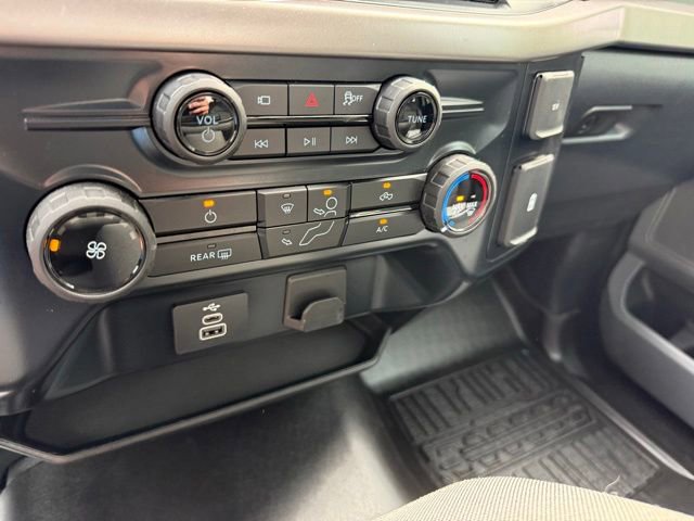 Used 2025 Ford F150 XL w/ Equipment Group 103A High AWD/4WD image 41
