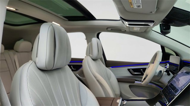 Used 2023 Mercedes-Benz EQS 450+ SUV image 21