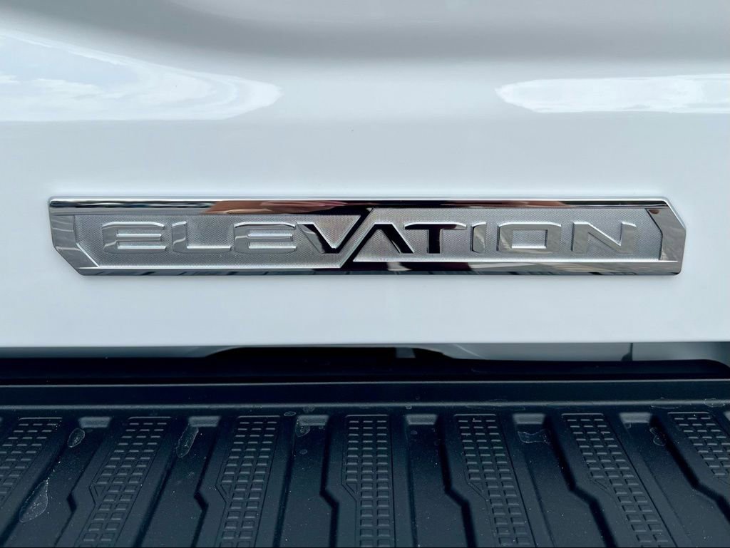 New 2026 GMC Sierra 1500 Elevation image 11