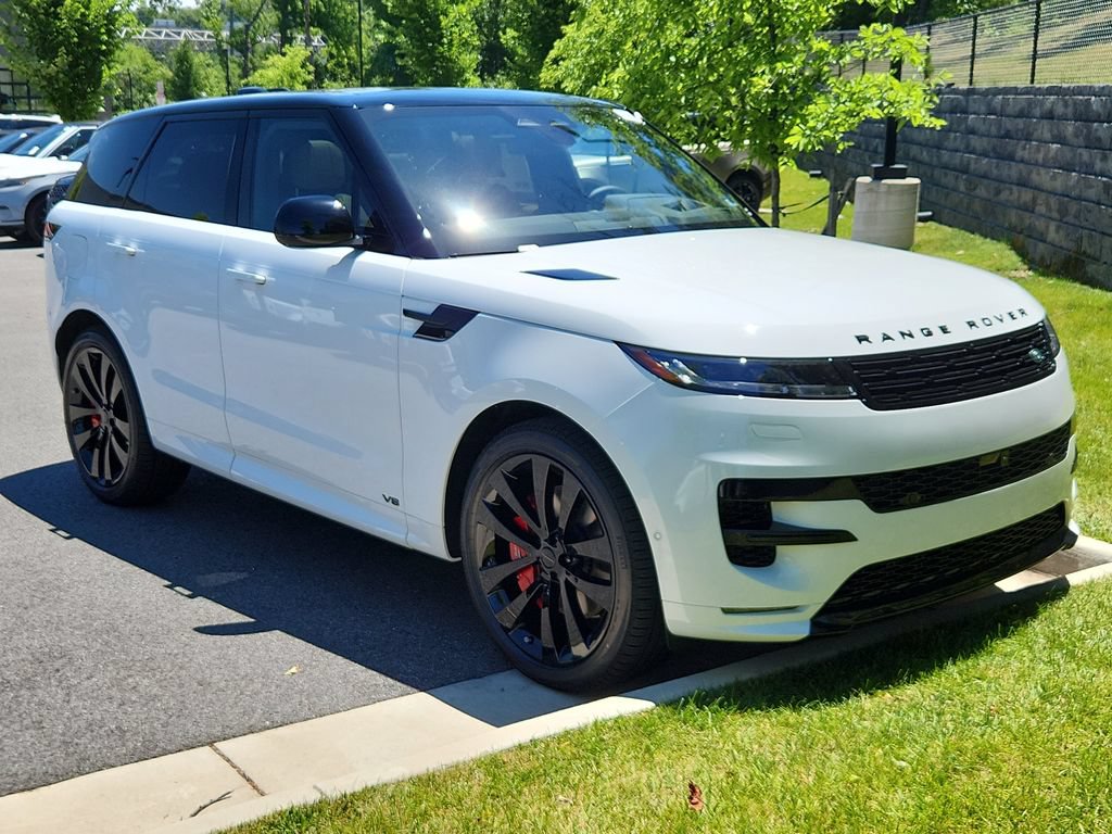 New 2026 Land Rover Range Rover Sport Dynamic SE AWD/4WD image 10