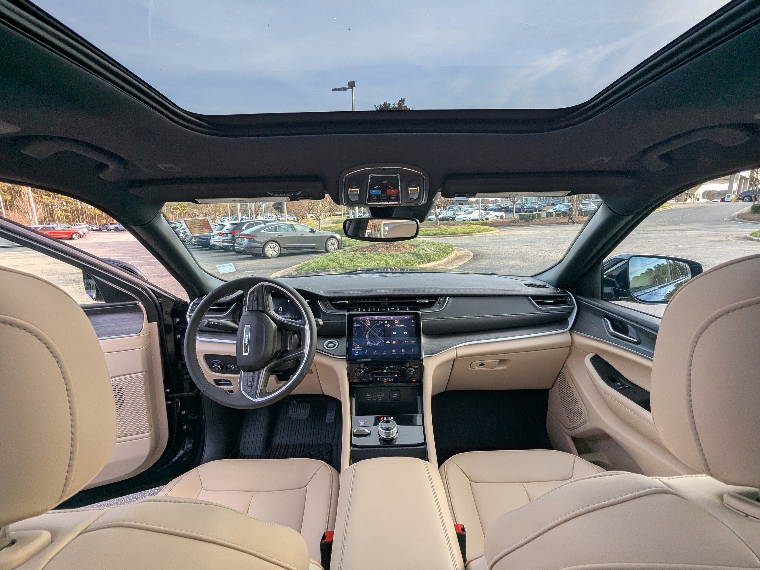 Certified 2024 Jeep Grand Cherokee L Limited image 12