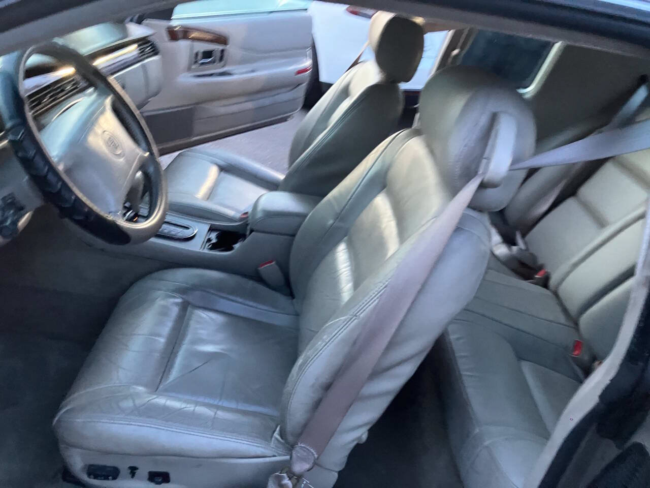 Used 2000 Cadillac Eldorado ESC w/ Comfort/Convenience Pkg FWD image 39