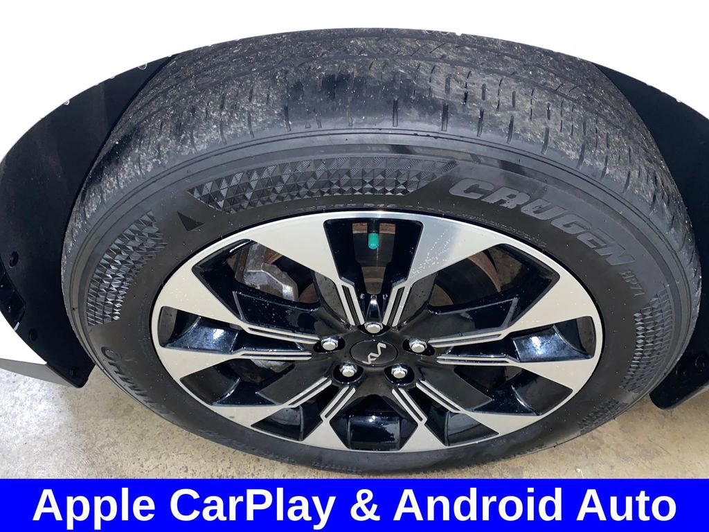 Used 2023 Kia Carnival EX FWD image 18