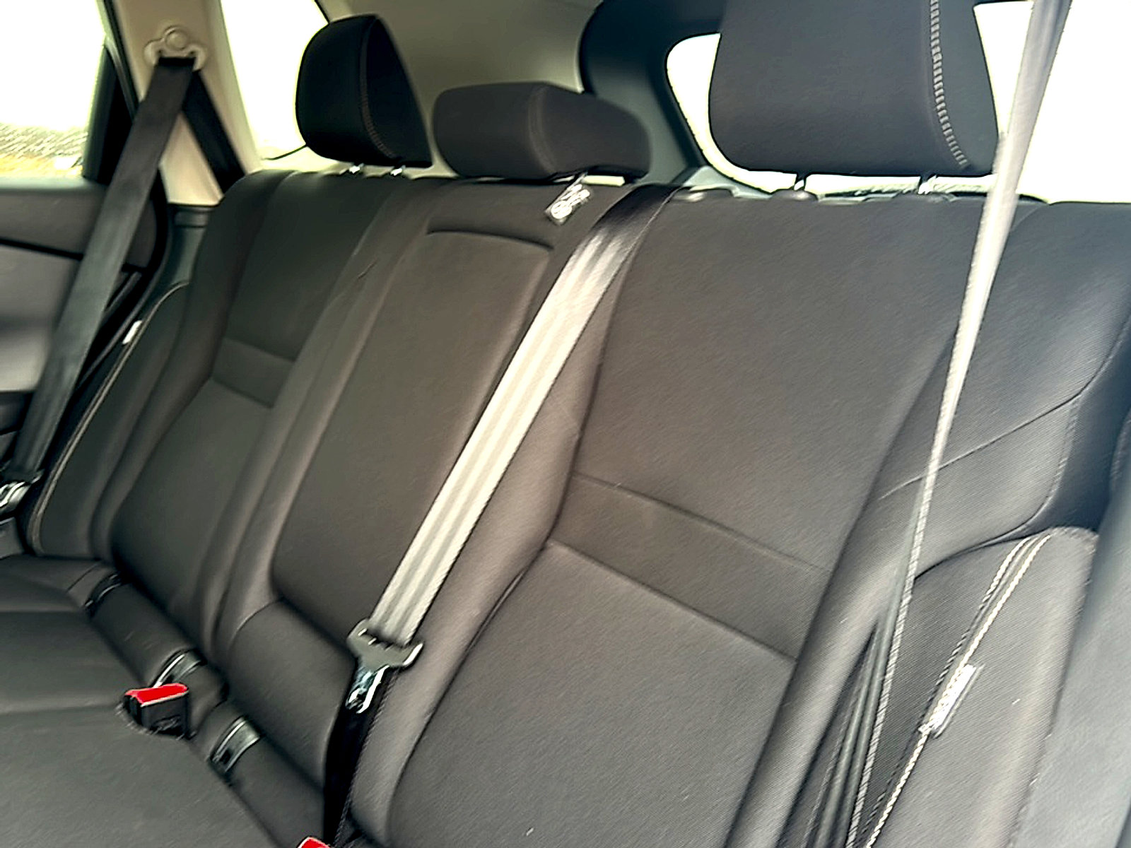 Used 2024 Nissan Rogue S image 19