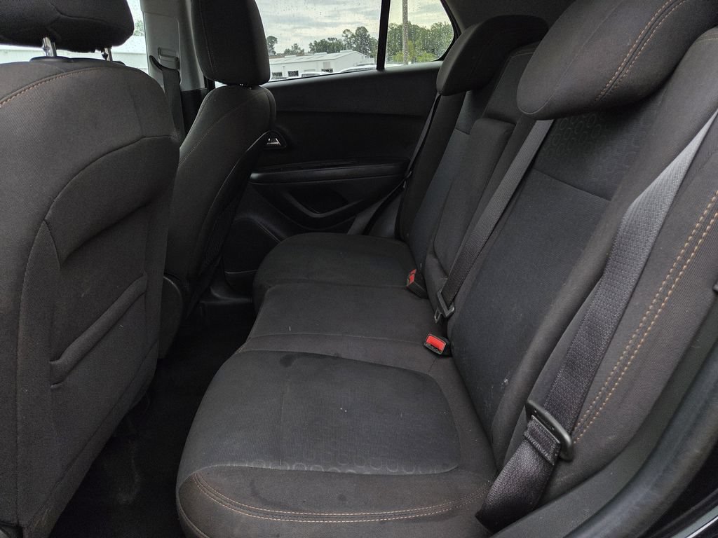 Used 2020 Chevrolet Trax LS w/ Tint and Cruise Package FWD image 18