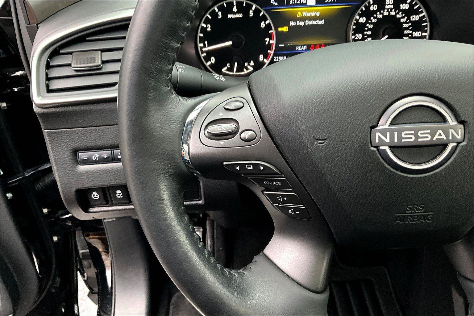 Used 2024 Nissan Murano Platinum w/ Cargo Package image 18