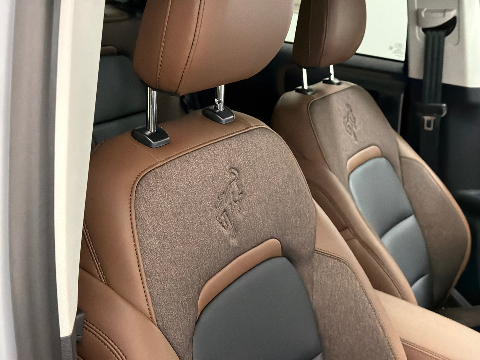 New 2026 Ford Bronco Sport Outer Banks w/ Outer Banks Tech Package+ AWD/4WD image 11