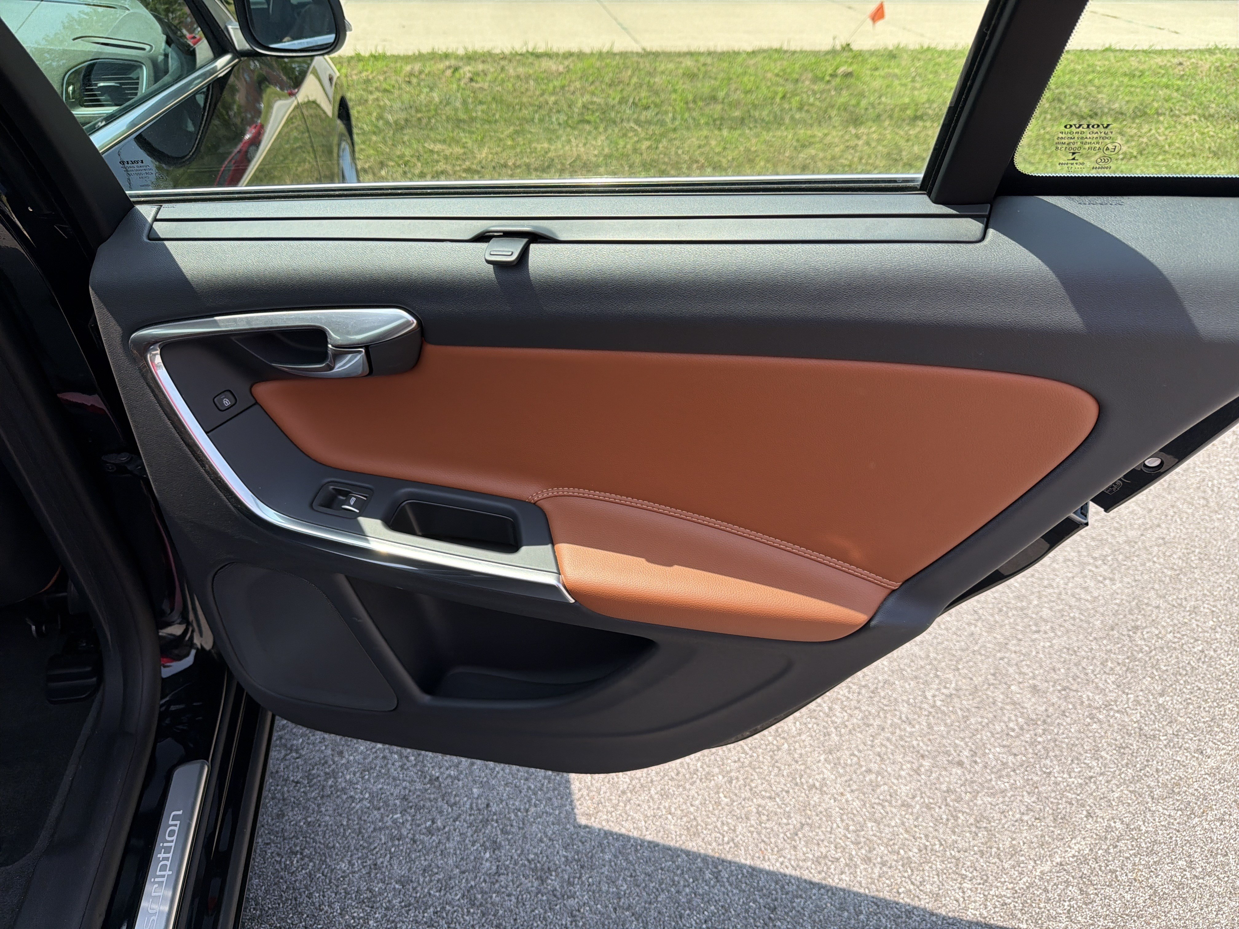 Used 2018 Volvo S60 T5 Inscription w/ Climate Package AWD/4WD image 58