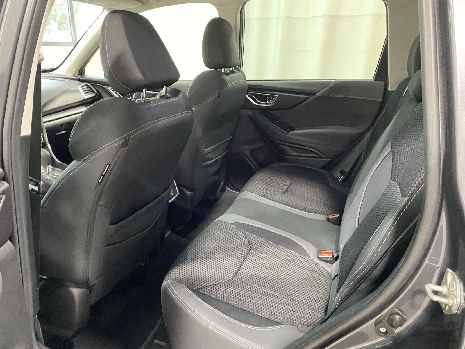 Used 2022 Subaru Forester Premium AWD/4WD image 16