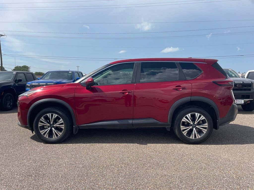 Certified 2022 Nissan Rogue SV FWD image 4