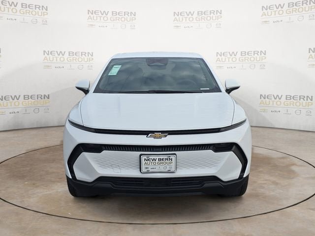 New 2026 Chevrolet Equinox EV LT FWD image 8