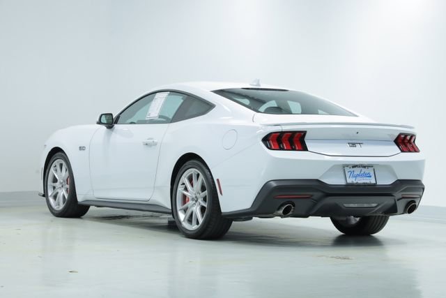 Used 2024 Ford Mustang GT Premium image 6