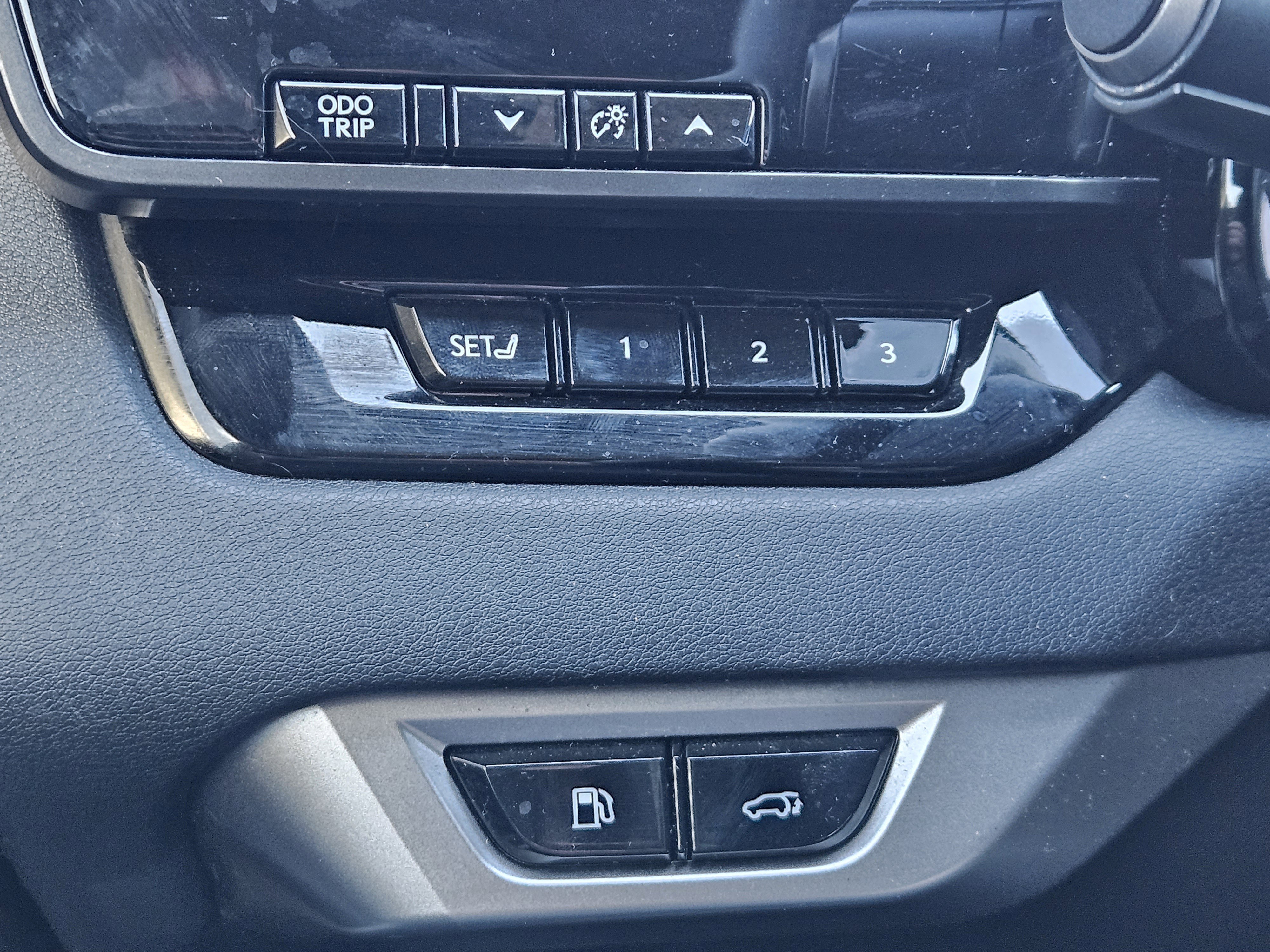 Used 2023 Lexus RX 350 FWD image 24